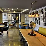 Apart Otel & 3*