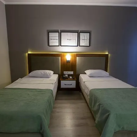 Aparthotel & 3*