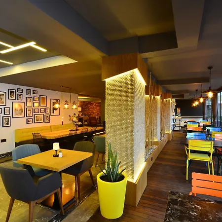 & Hotel apartamentowy 3*